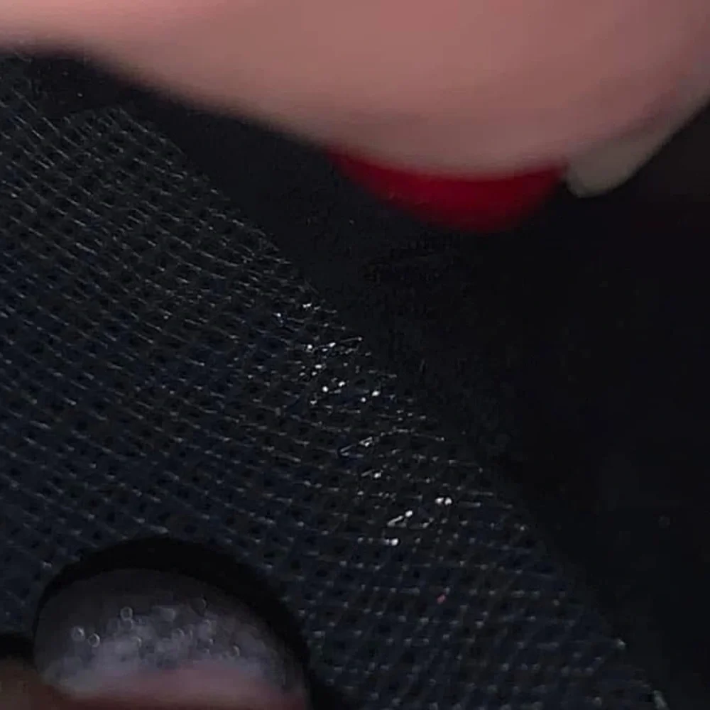 Sold🔔🔔🔔LV Taiga Long Zippy Wallet
Unisex❤️💗 - Picture 15 of 16